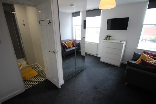 🧡 Great Home Share - Barton Lane Main Photo