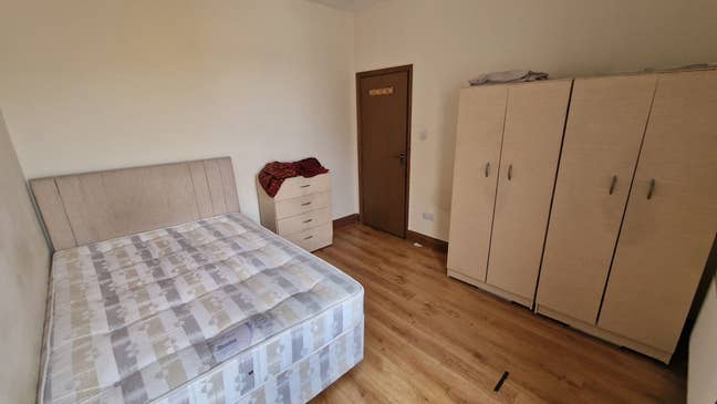 2 Rooms Available in Forest Gate/East Ham E7 Main Photo