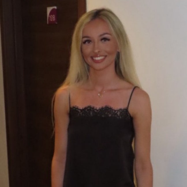 Student Female seeks a double room Main Photo