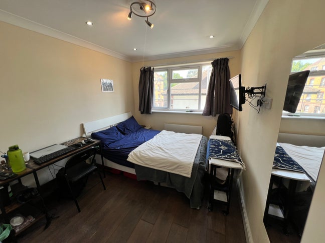 Lovely Room in NW3 available for Sublet Main Photo