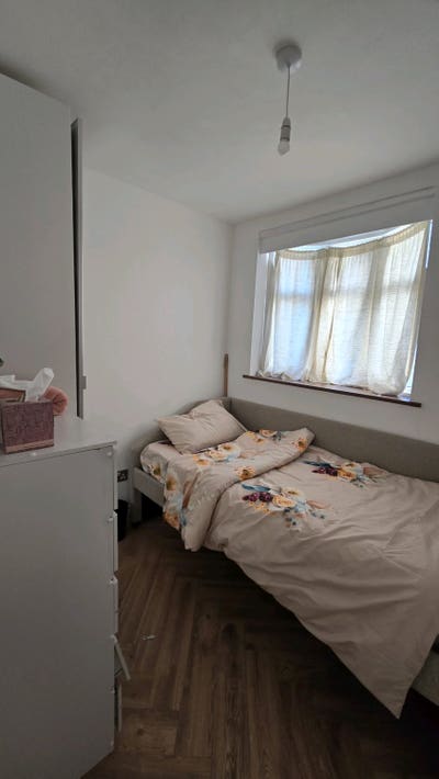 Cozy single room Main Photo