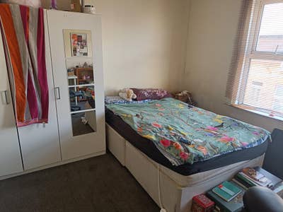Big room for rent in Katesgrove Main Photo