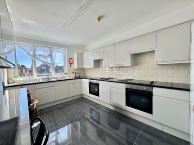 Bright, Modern Rooms in heart of N16! All Bills In Main Photo