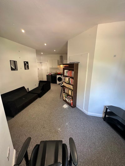 1 bedroom flat, Manchester road, E14 Main Photo