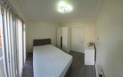 Freshly Refurbished Double Room - Sundon Park Main Photo