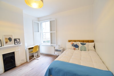 Comfortable Room in Modern Flatshare! Main Photo