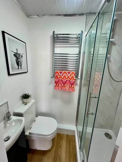 🎉 &pound;200 OFF Your Move-In! NEW Kitchenette ensuite Main Photo