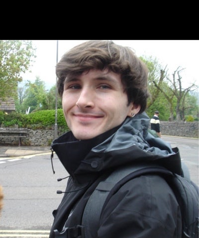 Looking to buddy up around Central Manchester! Main Photo