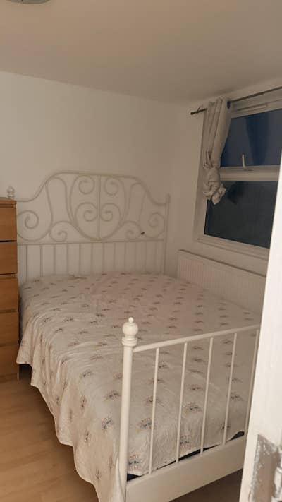 Ensuite double room available now in Walthamstow  Main Photo