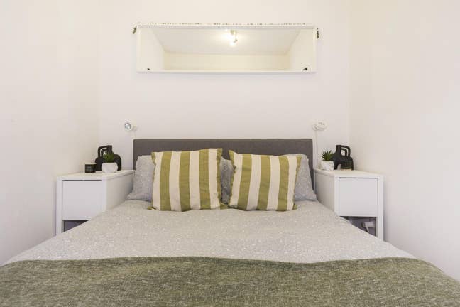 ✨ Modern 1-Bed Flat | Mudchute | 1st Sept Main Photo