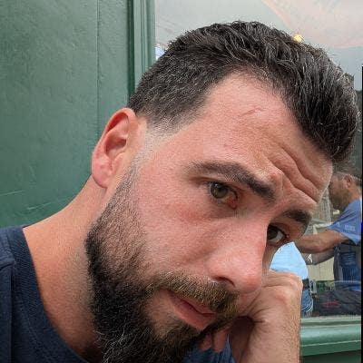 Full time employed male, 34 Main Photo