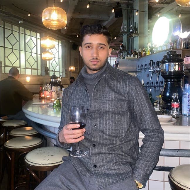 22 year old Male seeks a single or double room Main Photo