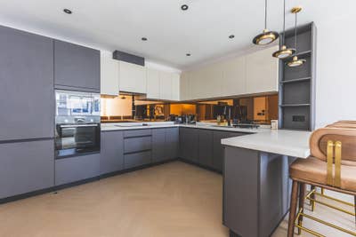Stunning Selection of 2 Bedroom Apartments - E1 Main Photo