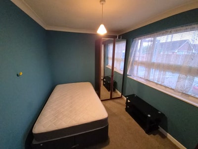 Room in family house Main Photo