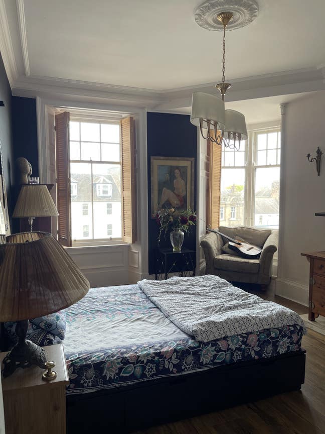 Large Double Room | &pound;700 | Bills Mostly Included Main Photo