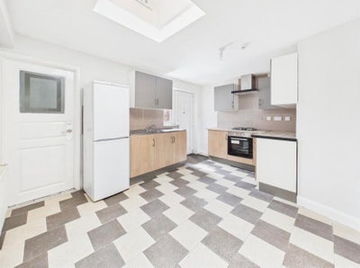 Rooms to rent in Barton street gloucester  Main Photo