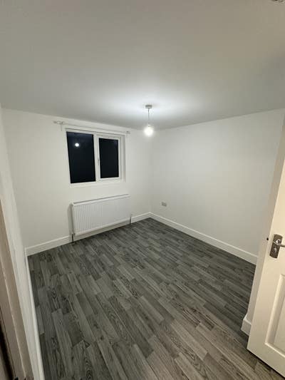 6 Spacious Rooms with En-Suites in Harrow Main Photo