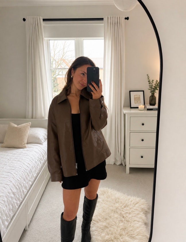 Hey! I’m Lottie, I’m 27 and starting a ne... Main Photo