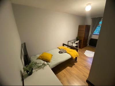🚇 SE5 Room | 5 Min to Denmark Hill Station Main Photo