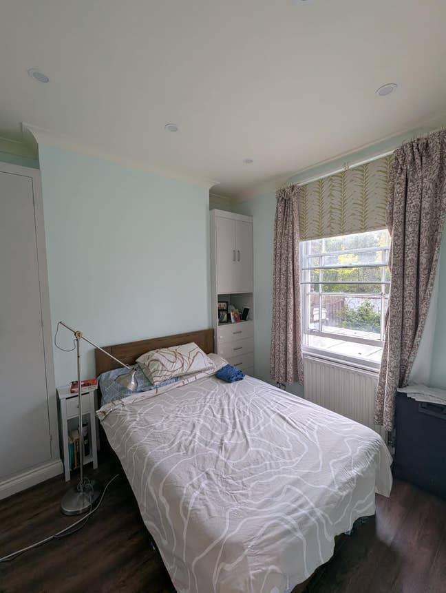 Room available in a lovely house in Kennington Main Photo