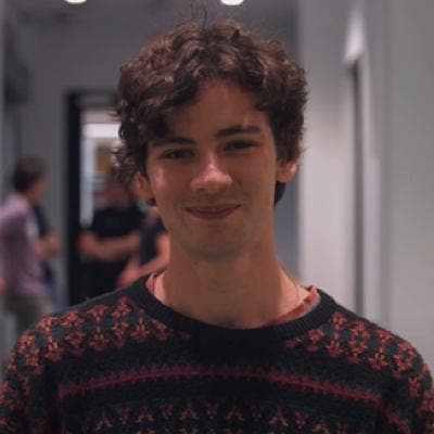 Aussie PhD Student looking for a room (3 months) Main Photo