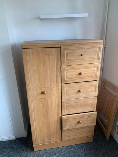 Double Room to Let (Student / Professional) Main Photo
