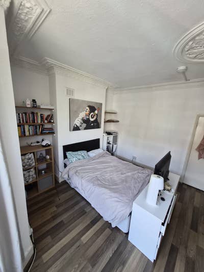 Large Room in Archway Main Photo