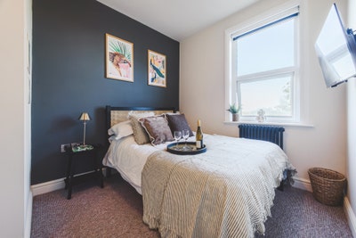 🔑 Be First In | New En-Suite Rooms Main Photo