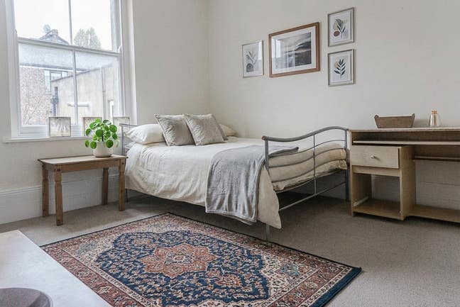  Double Bedroom Available in Brixton Main Photo