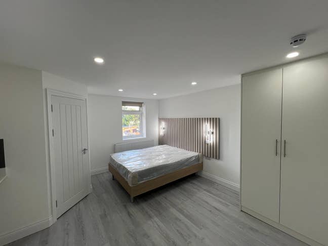 Brand New House Share Barkingside Main Photo