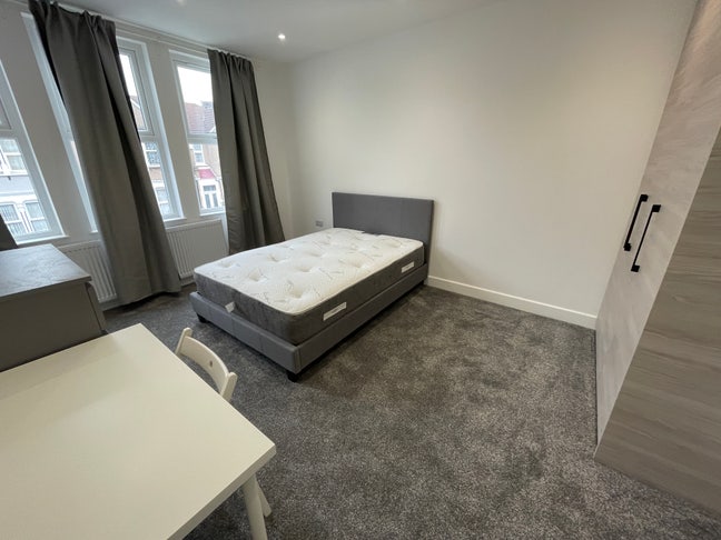 Spacious Double Room Premium Modern Flat Main Photo