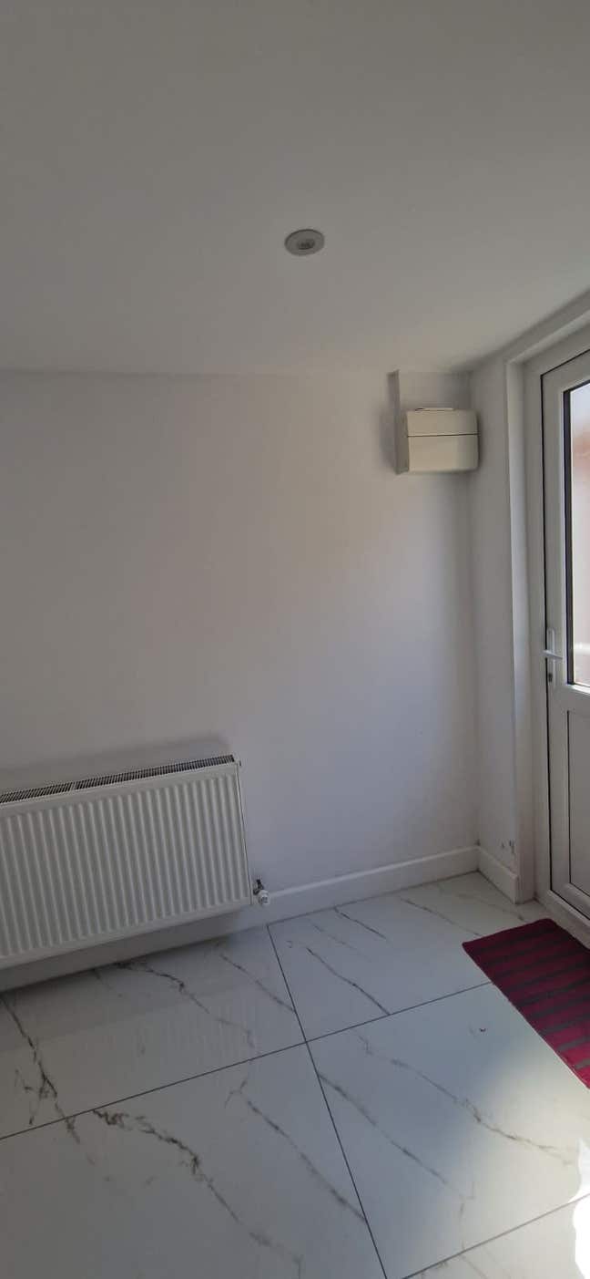 Room available in HA4 Main Photo