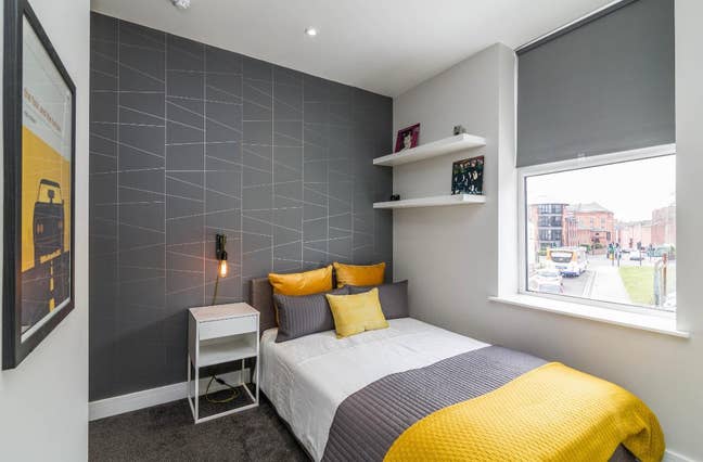 Modern Ensuite Rooms | Close to Derby Centre Main Photo