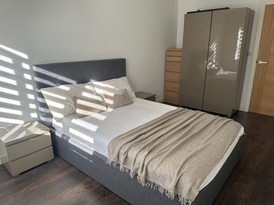 Spacious Modern Double Room - Fully Furnished  Main Photo