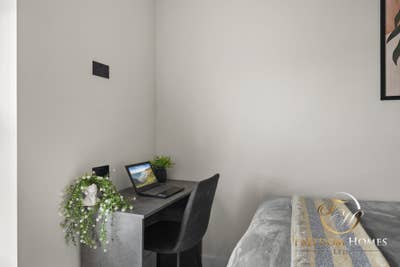 💎 Luxury Living on Mansfield Road Main Photo