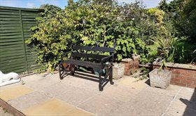 Beautiful semi detached house in Whitchurch Main Photo
