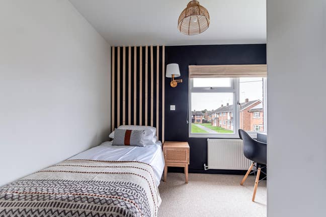 The Tranquil Property In Kendrick Close PE2 Main Photo