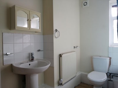 Double Room Available – Zone 2 | &pound;700 pcm Main Photo