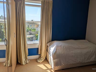 One month in Bath - low rent with dog care duties Main Photo