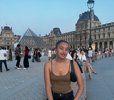 Postgrad student looking for room/buddy up.  Main Photo
