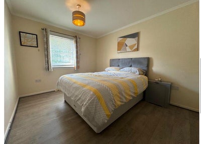 Two Rooms Available in a Lovely 3-Bedroom House Main Photo