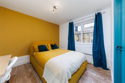 🏡✨ Ensuite Room Available – Old Street ✨🏡 Main Photo
