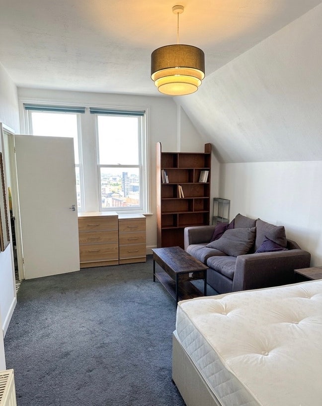 Furnished Studio All bills included BH2 5HL Main Photo