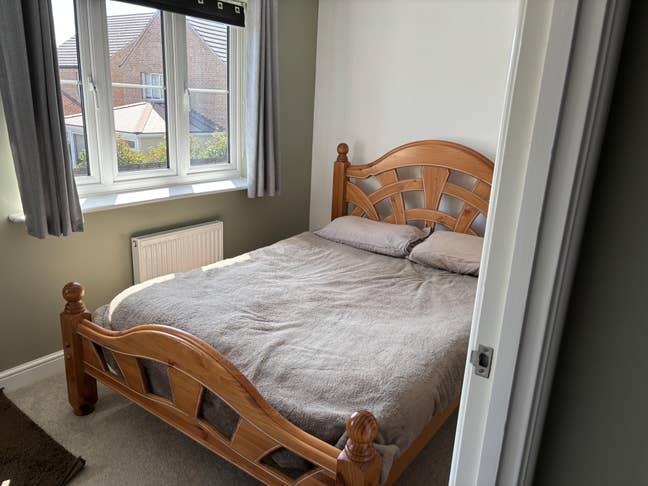 Double room available for right person  Main Photo