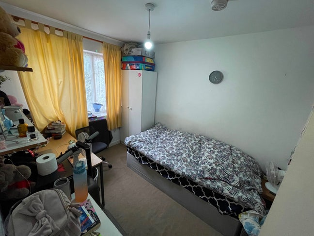 🏠 Single room available near uni of Herts  Main Photo