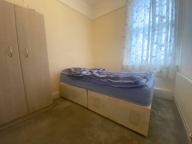 Cosy Double Room, in Croydon High St,  1 Sharer Main Photo