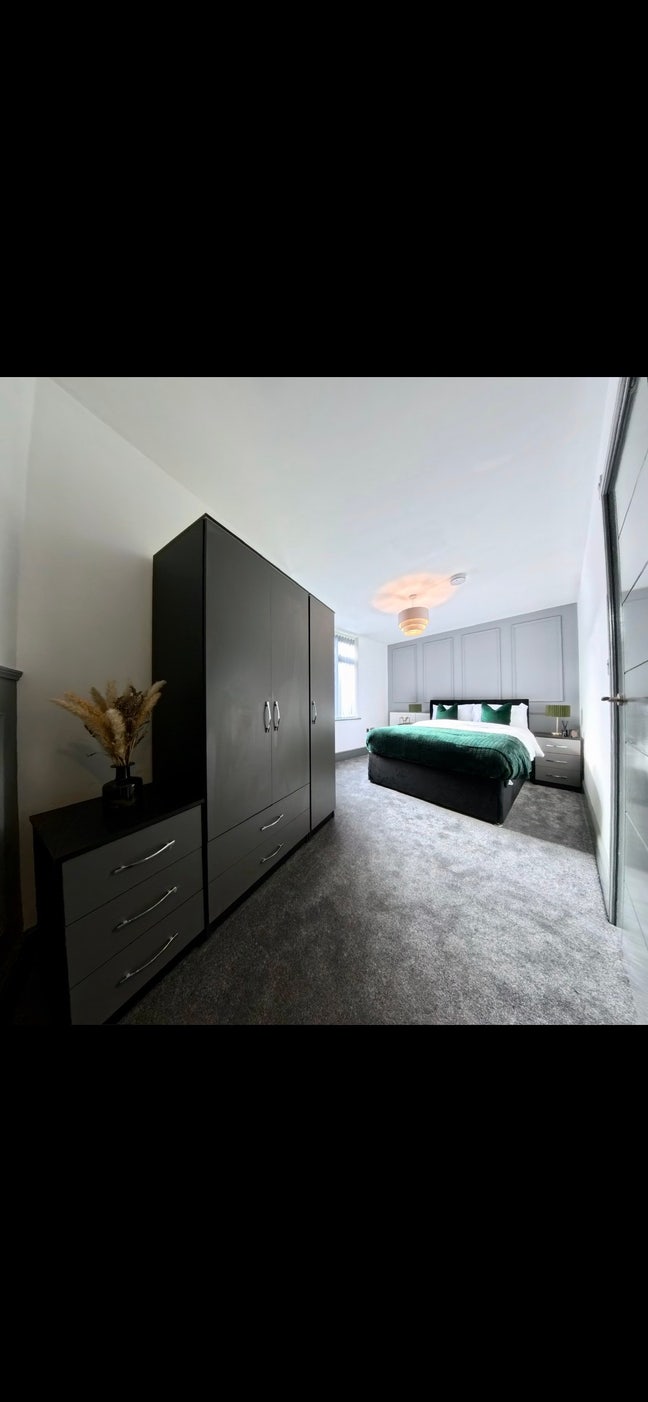 Stunning double rooms with en suite 🏡 Main Photo