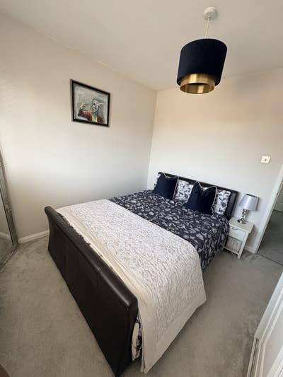Lovely Double Room – Horsham / Littlehaven Main Photo