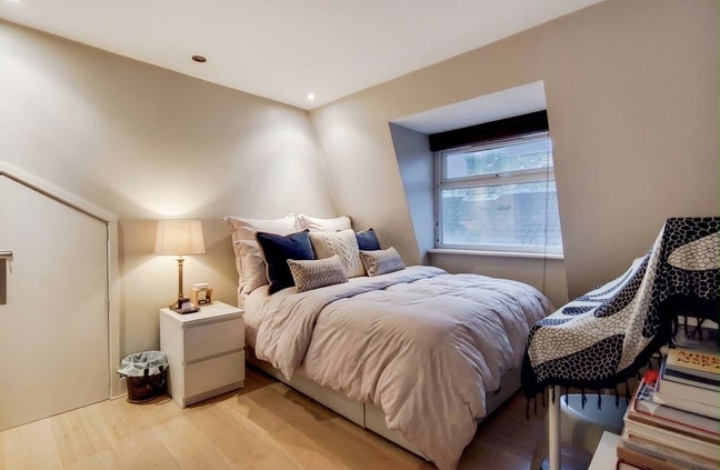 Room Clapham South  Main Photo