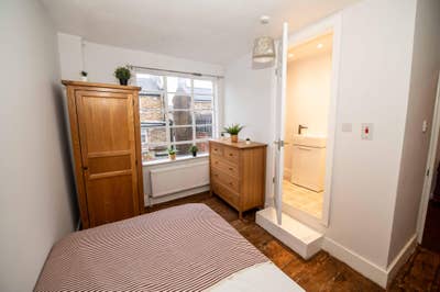 Gorgeous 6 beds house - Holloway/Finsbury Park Main Photo